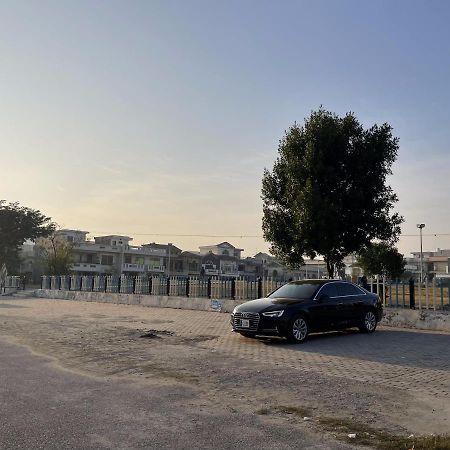 Umda Horizon Hotel Islamabad Bagian luar foto